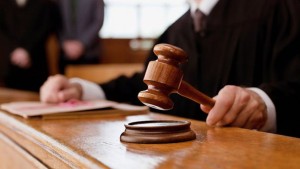 Четверо судей одесской области подозреваются в коррупции